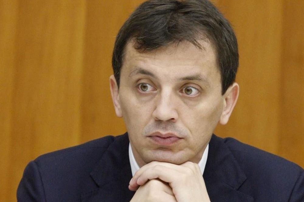 NISMO IZDALI SRBIJU! KOSOVO JE SAMOSTALNA DRŽAVA! Reči koje će zaboleti svakog Srbina koji vodi poreklo iz Crne Gore!