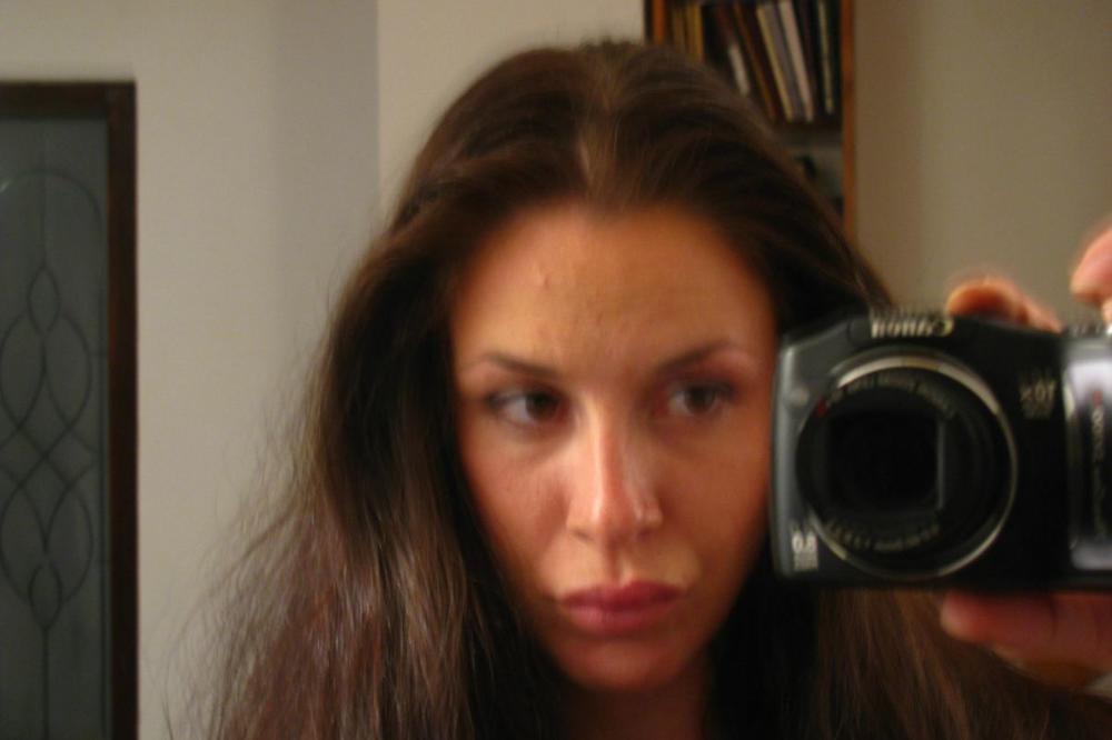 IZ PAKLA DROGE ZAVRŠILA U ZATVORSKOJ BOLNICI: Ćerka Aljoše Vučkovića krije stravičnu životnu priču! (FOTO)