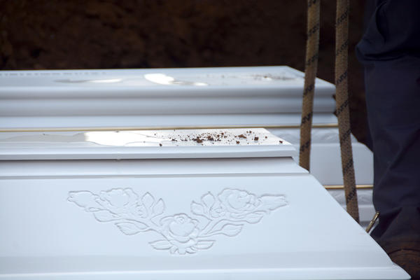 DOKTORKA OPISALA FAZE UMIRANJA! Ovo svi prolaze tokom SMRTNOG ČASA