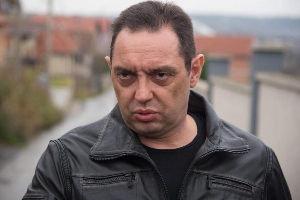 Pre dve nedelje poginuo je radnik u Lučanima, pa je Vulin obećao pojačane mere bezbedonosti! Danas su tamo povređena još dva čoveka!