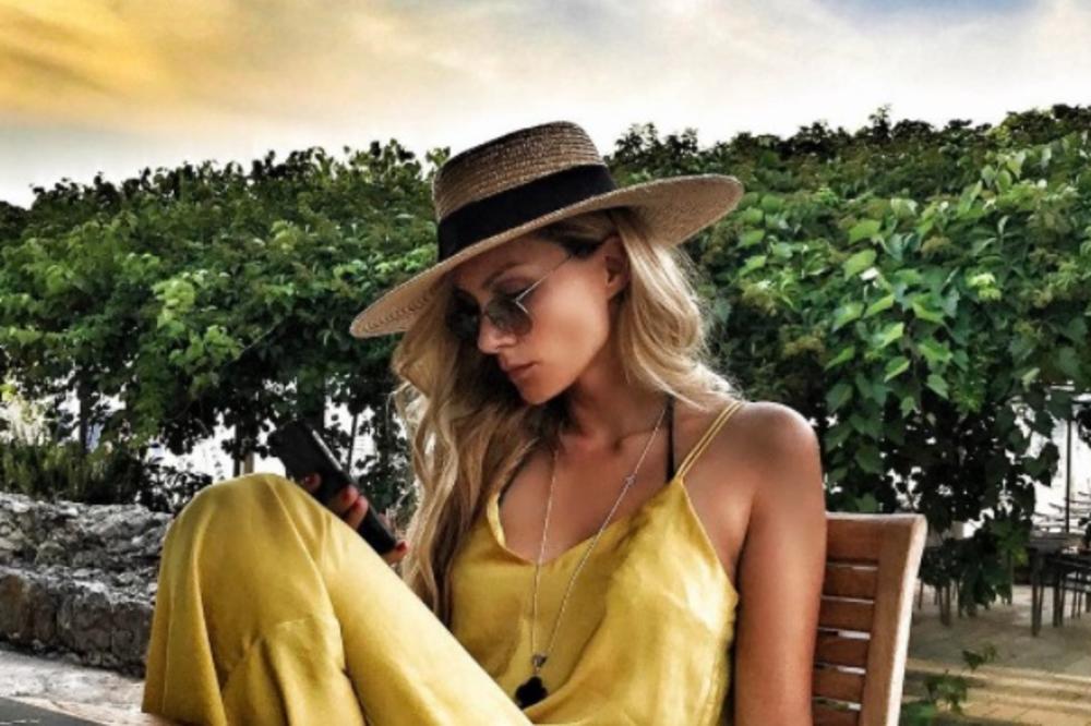 ŠOKIRALA JAVNOST! Naša glumica pokazala uvećane usne i smanjen nos i to zbog SJAJNOG RAZLOGA (FOTO)