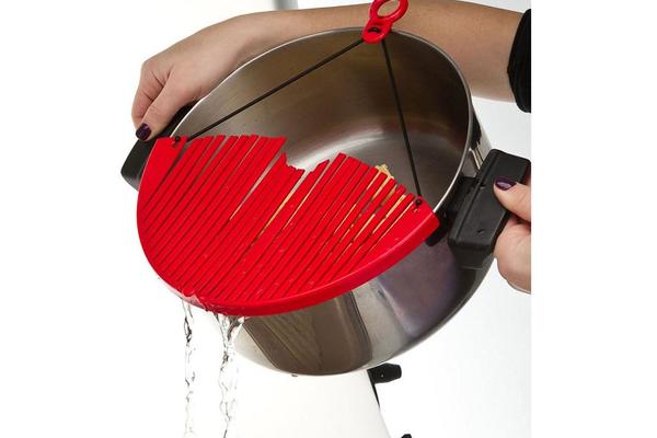 DAME, UMORNE STE OD POSLOVA U KUHINJI? Evo trikova kako da se rešite tog problema!