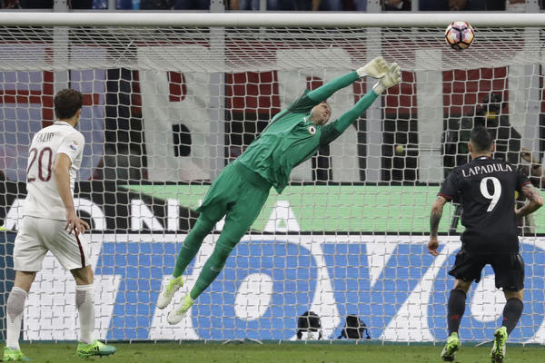 Zamena ili naslednik?! Veliki Bufon dobio jaku konkurenciju u Juventusu! (FOTO) (VIDEO)