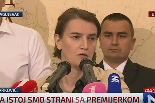 U FIJATU PREKINULI ŠTRAJK POSLE RAZGOVORA SA BRNABIĆKOM: Hvala vam na poverenju, ovo je jedini zadatak na kome sam radila!