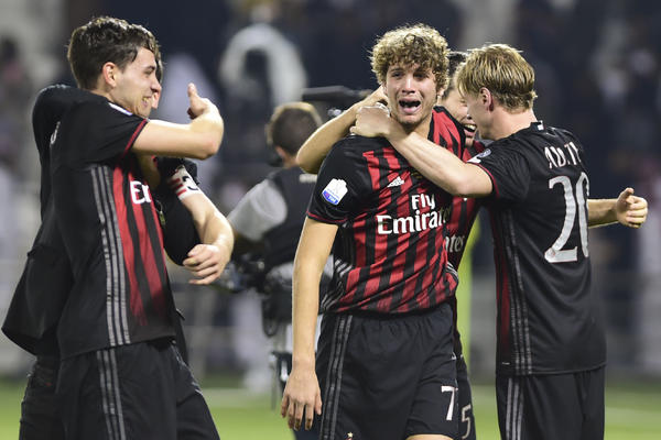 OSVETA ZA BONUĆIJA: Ljubimac navijača Milana prešao u Juventus! (FOTO) (VIDEO)