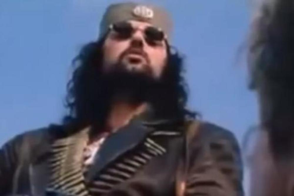 UŽASAVAJUĆI DETALJI SA SNIMANJA LEPA SELA LEPO GORE! Vojnik se pojavio sa kašikarom i pretio da će se razneti!