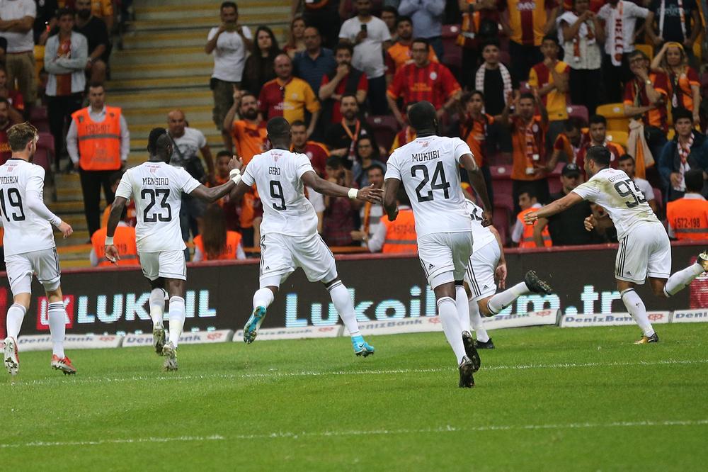 ŠOK U LIGI EVROPE! Bivši šampion se obrukao, poraz od tima za koji znaju samo kladioničari! (VIDEO)