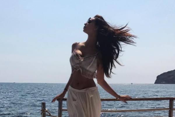 ŠTA JOJ JE OVO TREBALO? Katarina povećala grudi, fanovi joj rekli da se UPROPASTILA? (FOTO)