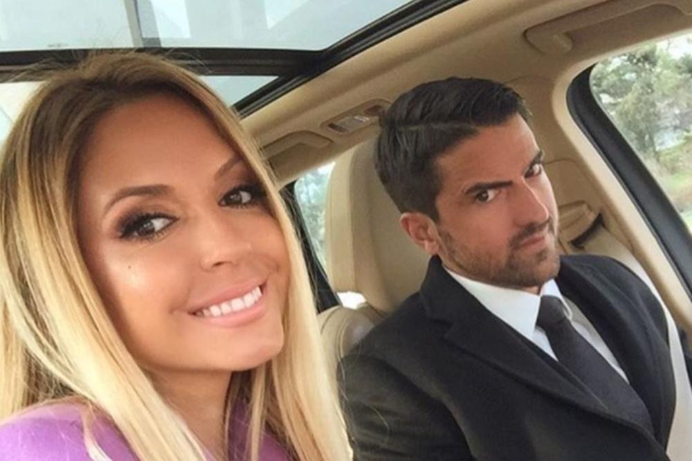 JANKO UPLAŠIO TAŠTU: Biljana otkrila zašto se Tipsarević nije svideo njenoj mami kada ga je dovela kući prvi put! (FOTO)