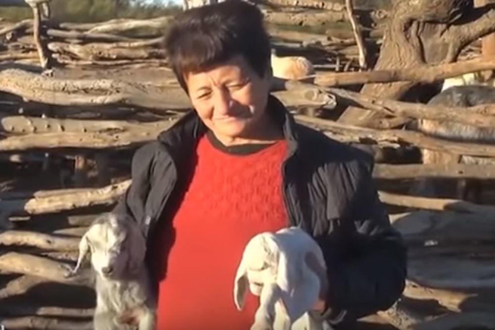 KAO DA JE DOŠLO IZ SAMOG PAKLA: Rođeno je sa demonskom glavom, prestravljeni meštani zvali policiju! (VIDEO)