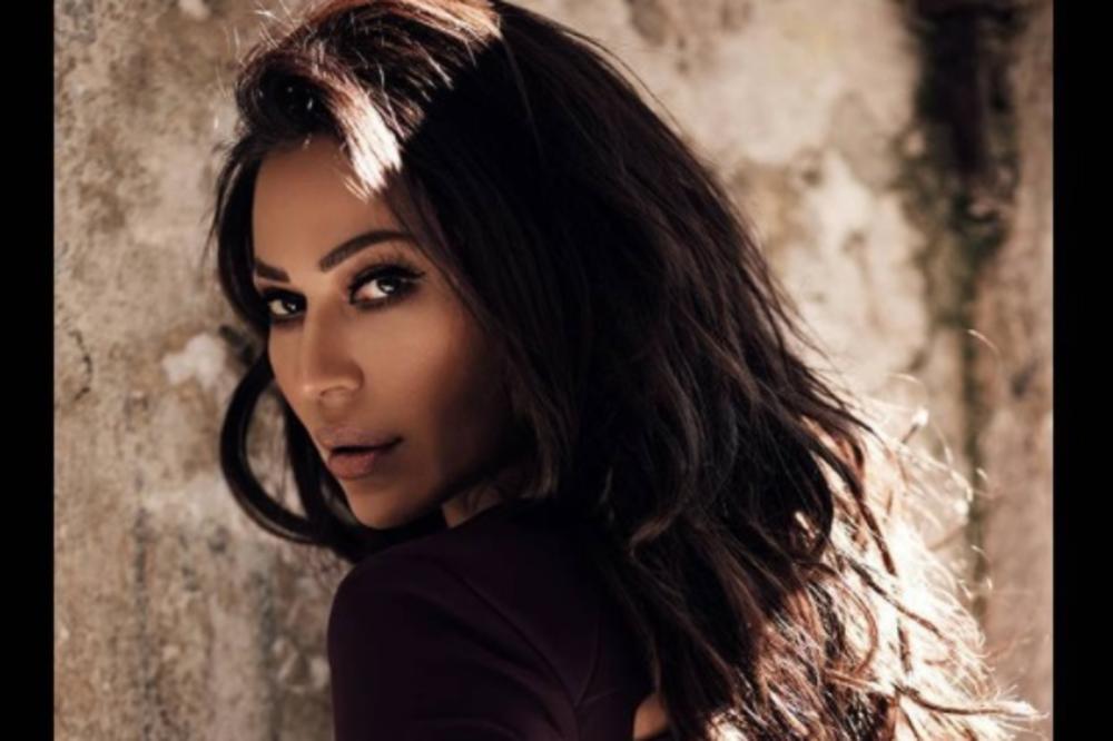 CECA U BUDVI URADILA NEŠTO NEOČEKIVANO! Po prvi put u karijeri otpevala svoju PESMU koja je rasplakala SVE (VIDEO)