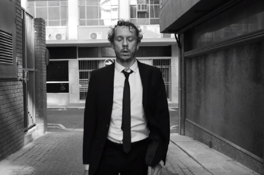 PESME DA SE UBIJEŠ! Pustiš ovu listu i sam biraj svoje oružje (VIDEO)