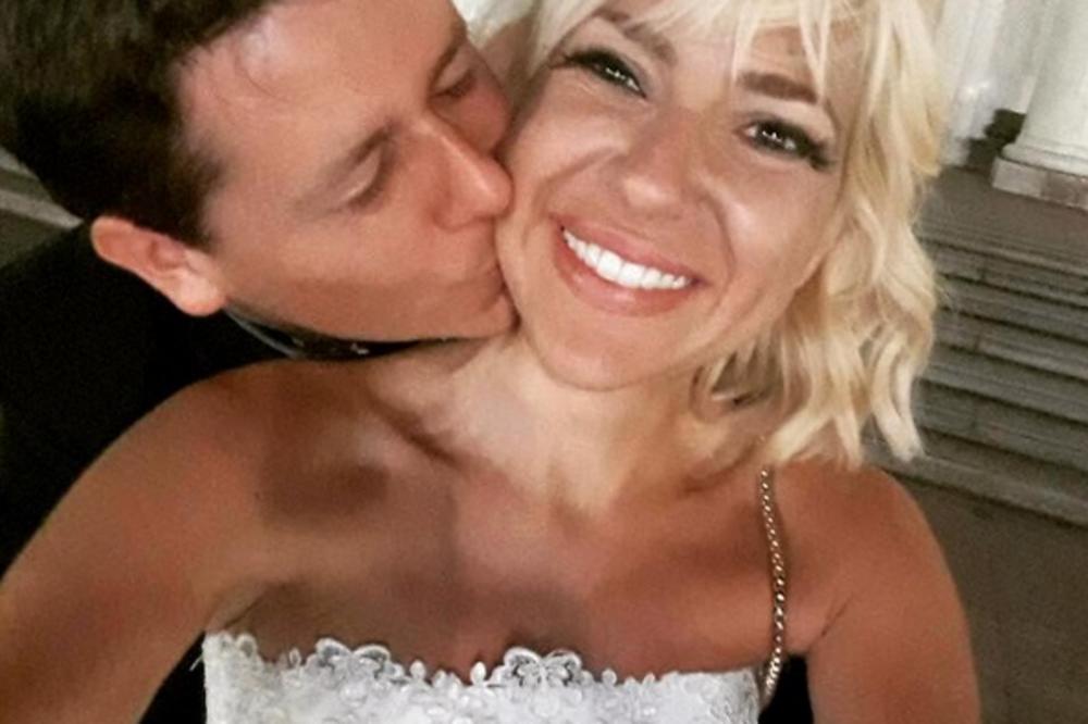 ŠUTNULA POLITIČARA IZ SNS-a! Voditeljka Parova mesec dana nakon veridbe ostavila dečka! (FOTO)