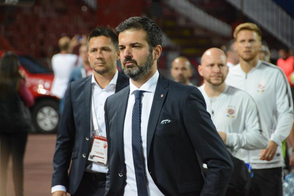 Zvezda mu očitala lekciju, a on odmah počeo da dovodi Srbe kao lud! Posle 2 zvezdaša, stigao je i novi Srbin u Spartu! (FOTO) (VIDEO)