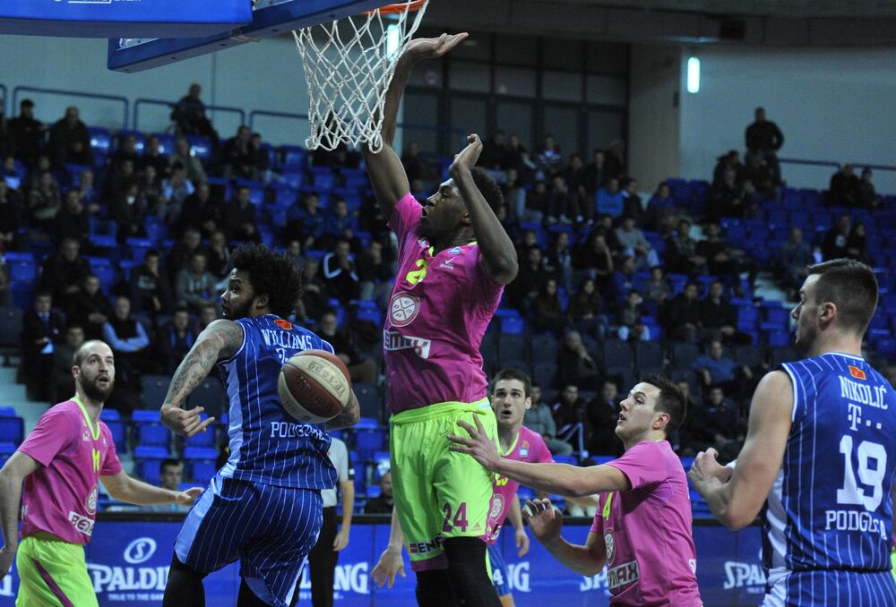 Alfa Kaba dok je nastupao za Megu  