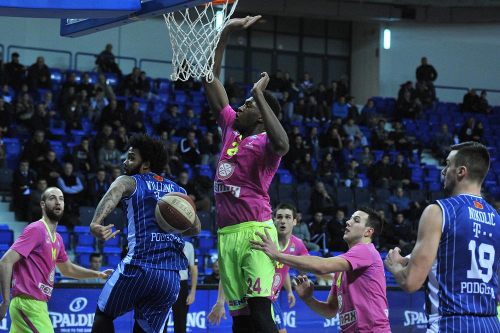 DRAMATIČNA SITUACIJA U PODGORICI: Košarkaš Budućnosti se onesvetio u banci!