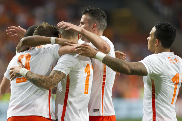 Van Persi se vraća kući!