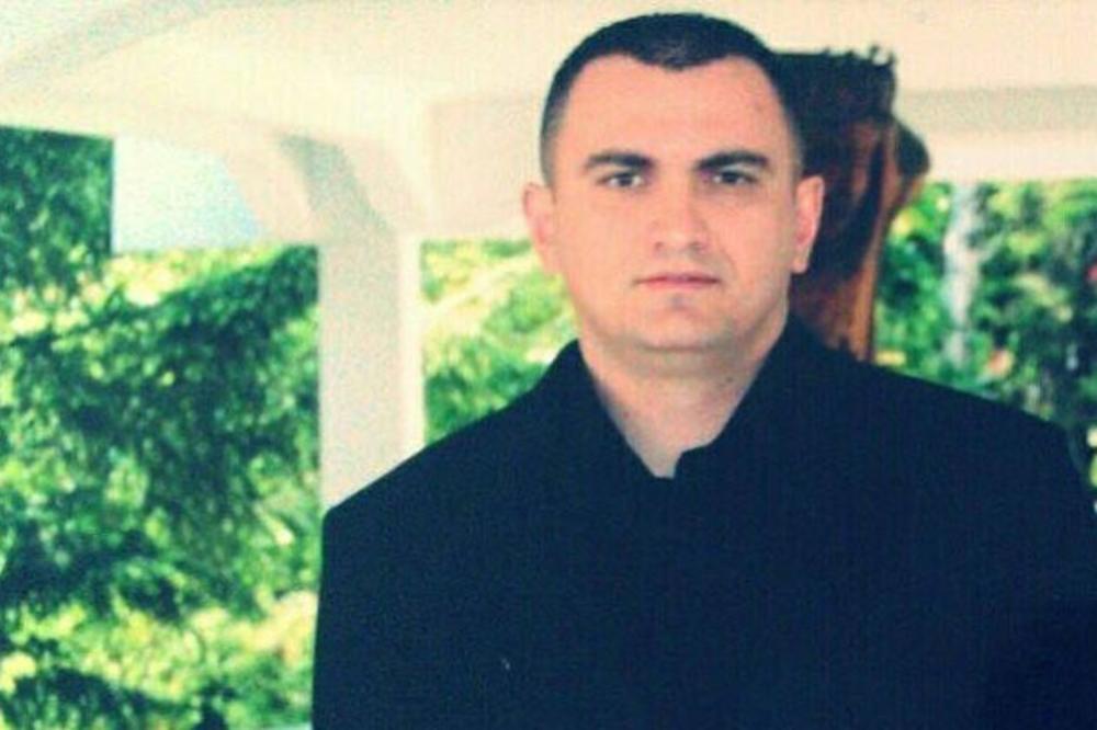 UMRO VATROGASAC POVREĐEN PRILIKOM GAŠENJA POŽARA NA ADI HUJI: Tragičan epilog intervencije 19. jula