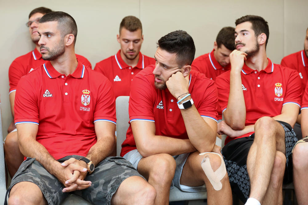 VRATIO SE POSLE 3 GODINE: Kako se trenira u reprezentaciji najbolje oslikava odgovor Vase Micića kako provodi slobodno vreme? (VIDEO)