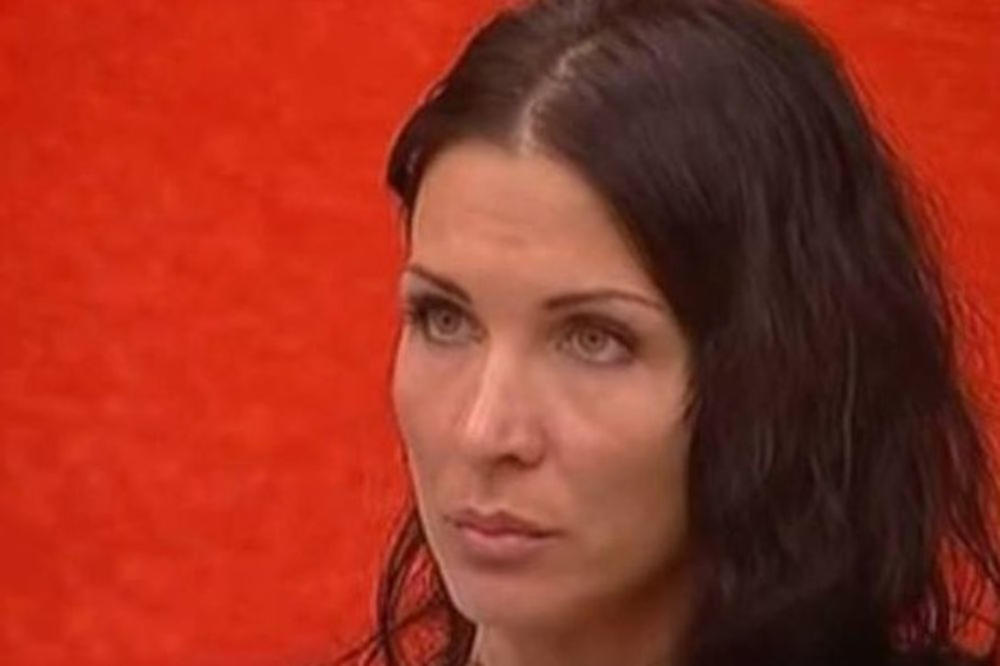 AMPUTIRANA JOJ JE NOGA, A PREŽIVELA JE I OTMICU! Lepotica koju smo gledali u Velikom bratu krije potresnu priču! (FOTO)