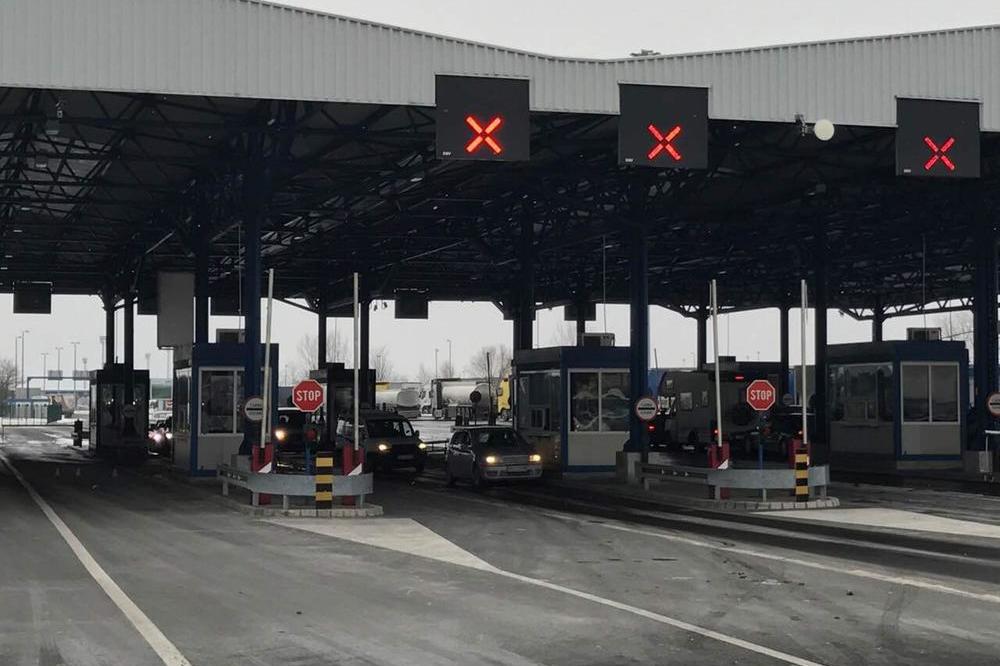 ALBANCI U PANICI, tvrde da SRBIJA ZATVARA PUTEVE ZA ROBU IZ EU! Mediji sa Kosova pišu o navodnoj OSVETI BEOGRADA