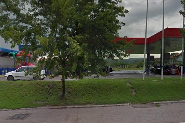 Vlasnik pumpe pretukao maloletnike zbog pljačke: Srbija u enigmi nakon napada, šta kaže zakon ako "kazniš lopova"?