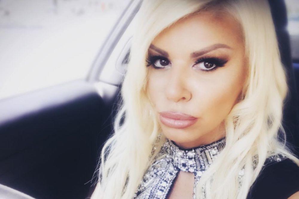 Političar ODLEPIO za Darom Bubamarom: Nudio joj 5.000 evra za SEKS!