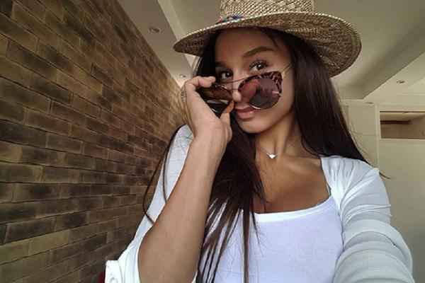 BRKATA EDITA SE UPROPASTILA: Pevačica se potpuno zapustila! (FOTO)