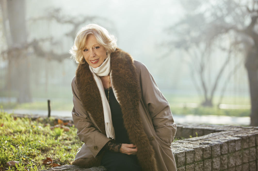 GLUMICA ISPRIČALA JEZIVI PAKAO KROZ KOJI JE PROŠLA! Gledala je POKOJNOG muža i PIŠTOLJ u ruci!