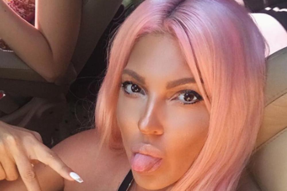 NIŠTA NE MOŽE DA PROĐE BEZ NJE! Jelena Karleuša u nedelju ulazi u NAJGLEDANIJI ŠOU PROGRAM: Biće urnebesno i pravi spektakl!