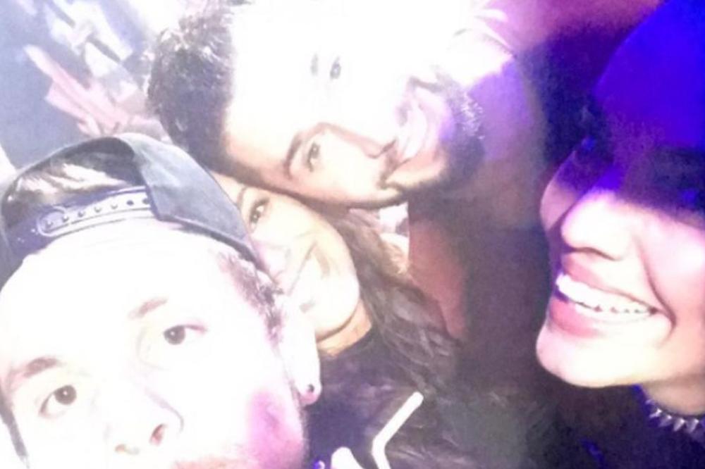 A KARIJERA PROPADA LI, PROPADA: Evropska košarkaška zvezda do jutra lumpovala na beogradskom splavu sa Teovom bivšom! (FOTO)