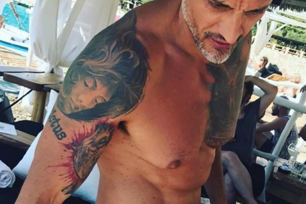 Nismo dugo videli Čedu Jovanovića u ovom izdanju! FOTO