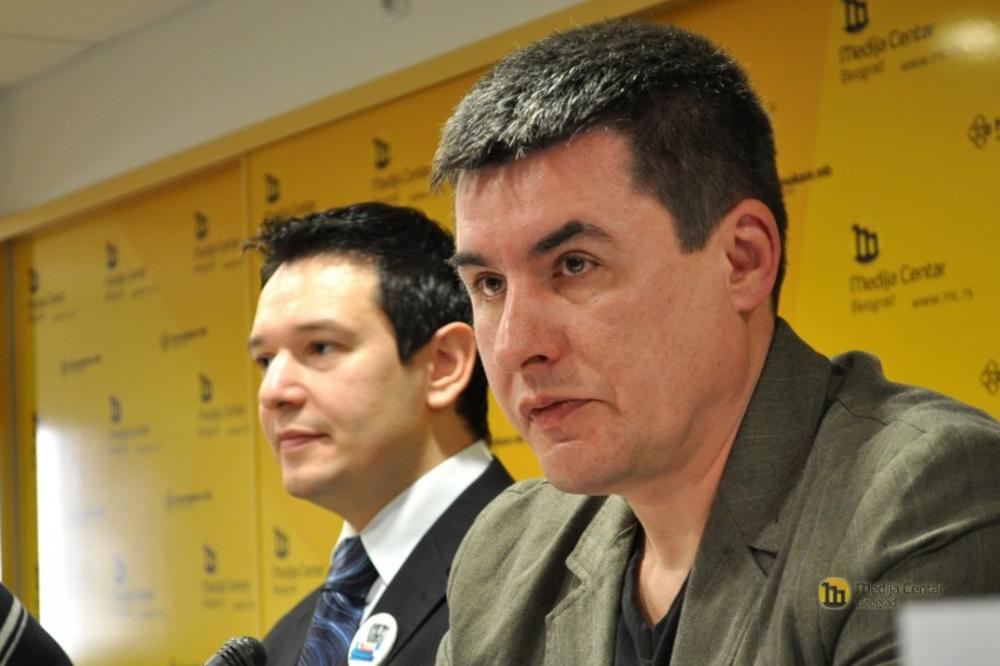 NAPEDNJAČKI FAŠISTI ME PRIJAVLJUJU, ALI NEMA PREDAJE! Novinar Peđa Popović otkrio kakvu zabranu je dobio na Fejsbuku! (FOTO)
