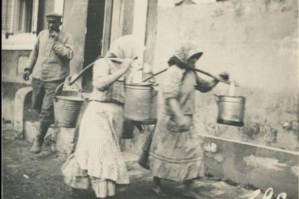 NAŠI PRECI SU ŽIVELI OD OVIH ZANATA, A DANAS SU SKORO IZUMRLI: Da li se sećate SAKADŽIJA I DŽEVAHIRDŽIJA?