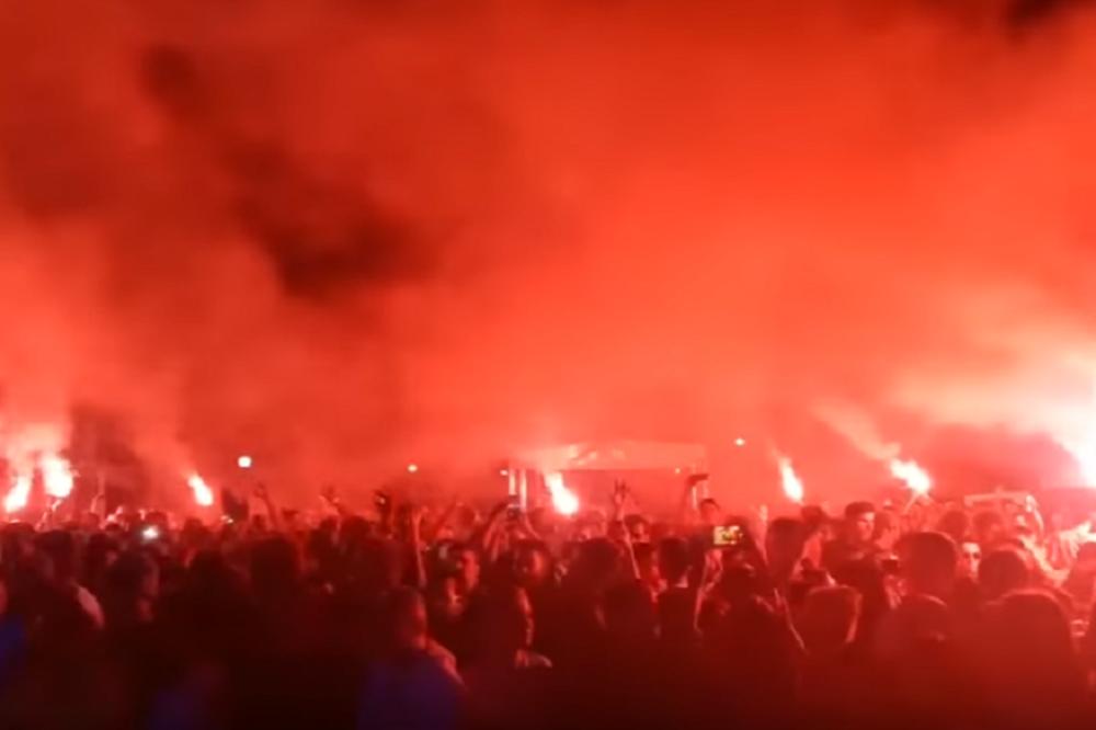 Gorelo je nebo iznad Užica! Spektakl u režiji Delija na Bajaginom koncertu! (FOTO) (VIDEO)