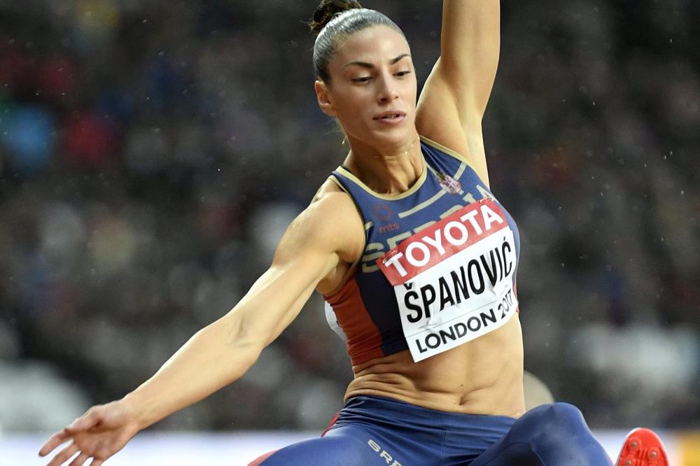 NISAM MOGAO DA REAGUJEM! Trener Ivane Španović objasnio zbog čega je srpska atletičarka ostala bez zlatne medalje u Londonu! (FOTO)