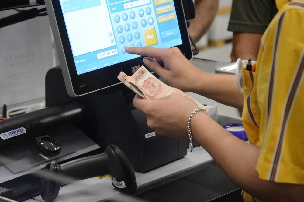 VODEĆA ŠVEDSKA KOMPANIJA UVODI RADIKALNU PROMENU: Uložiće 3 MILIJARDE EVRA, šoping kakav znamo neće POSTOJATI?