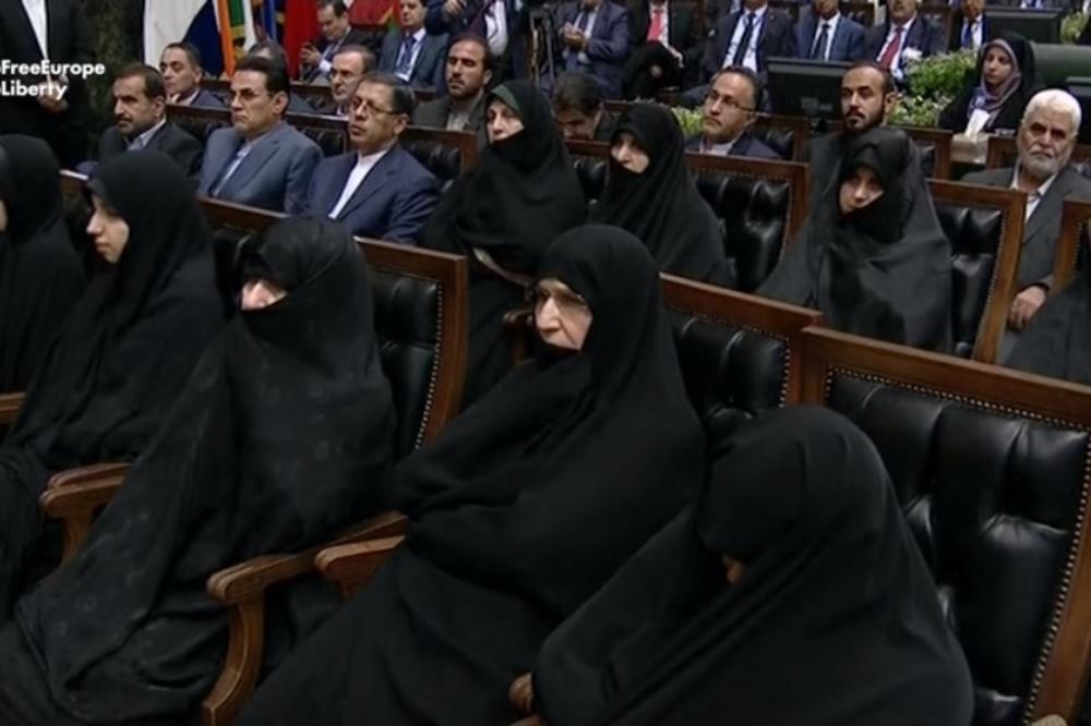 PRONAĐI MAJU GOJKOVIĆ! Ponovo je posetila Iran, evo kako je sad bila obučena! (FOTO)