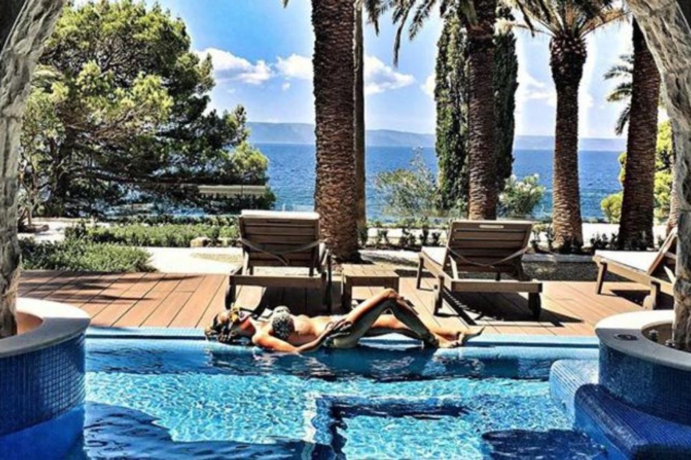 POSLE SEVE I IGORA, IMAMO NOVI SRPSKO-HRVATSKI PAR! Mladi Beograđanin u vezi sa jednom od najzgodnijih hrvatskih pevačica (FOTO)