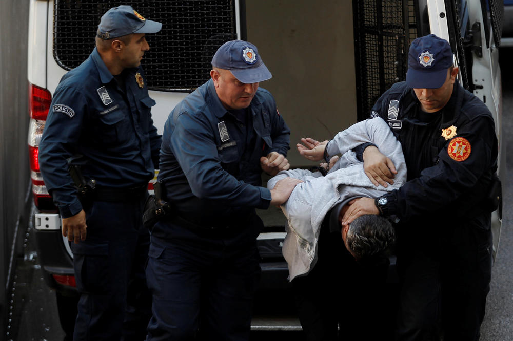 PRONAĐENO TELO UBIJENE DEVOJKE (18): Glava joj je SMRSKANA, ceo NIKŠIĆ JE NA NOGAMA, traži se UBICA!