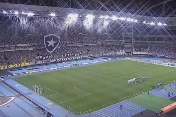 TO JE JUŽNOAMERIČKI FUDBAL: Koreografija za sva vremena, tuča igrača i 4 crvena kartona! (FOTO) (VIDEO)