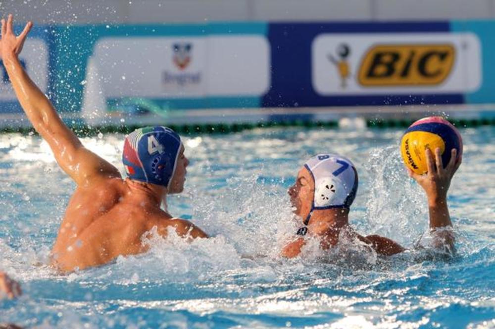 HAOS! Srbija se plasirala u polufinale, ali tek posle tuče sa Italijanima u bazenu!