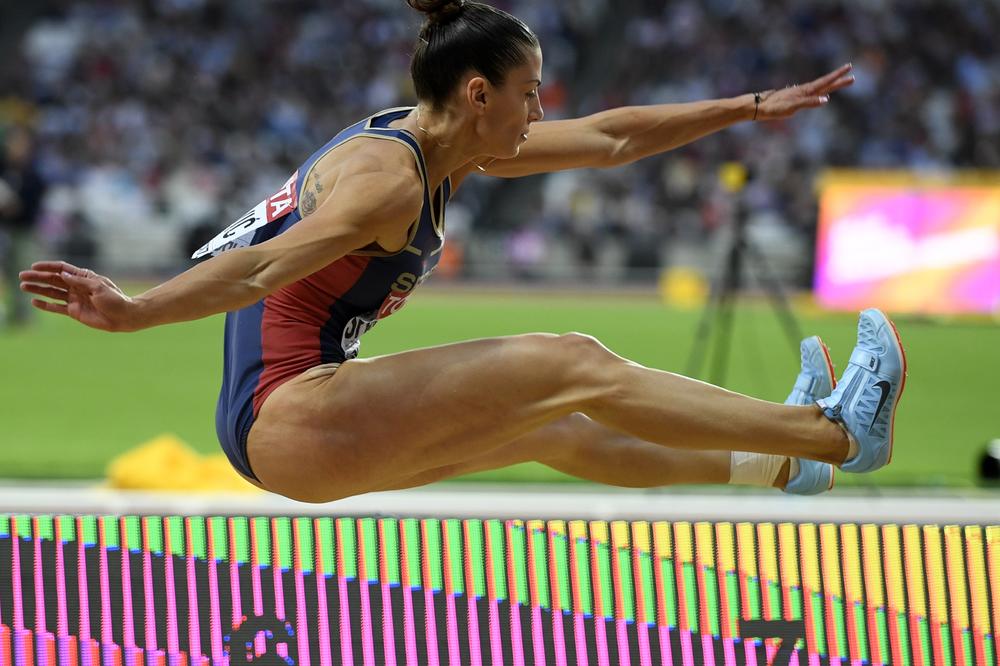 TERAĆEMO SE DO LOZANE: Nema odustajanja od borbe za Ivaninu medalju!