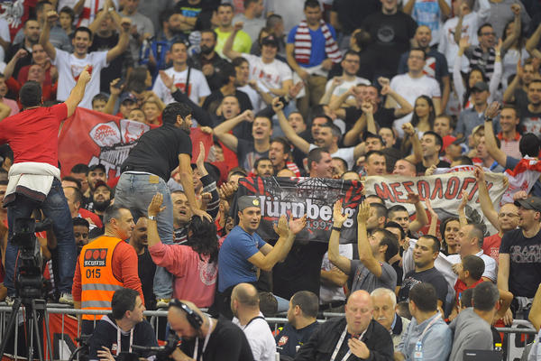 DELIJE SE OGLASILE PRED NOVI MEČ IZMEĐU ZVEZDE I OLIMPIJAKOSA: Objavili proglas za sve navijače crveno-belih!