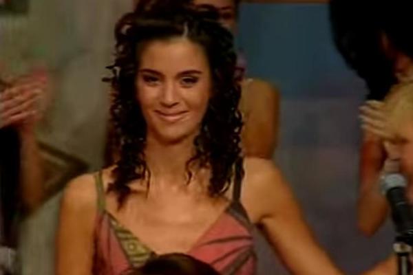 IMALA JE 48 KILOGRAMA I IZGLEDALA ISPIJENO! Na OVAJ NAČIN se Jelene Bin Drai UDALA i ušla u ZLATNI HAREM!