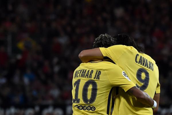 MA, KAKVO POMIRENJE: Nejmar zahteva da Kavani hitno bude prodat i da se dovede njegov ortak umesto Urugvajca!