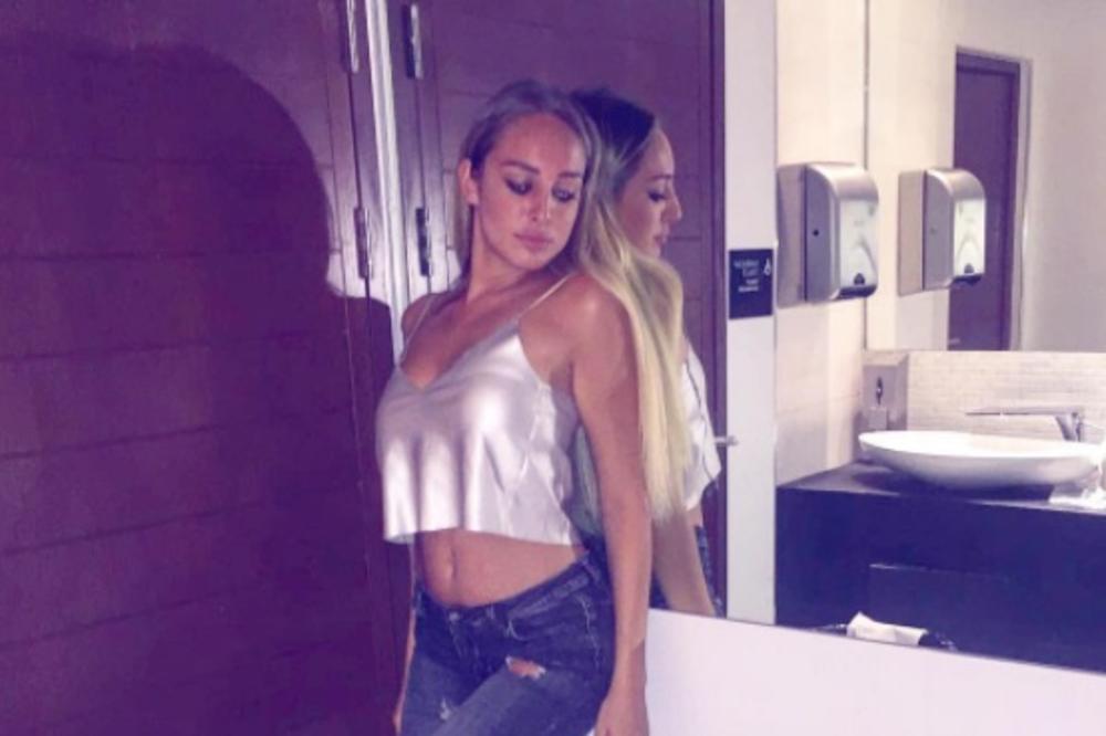 NEMIRNI SILIKONI LUNE ĐOGANI DOVODE DO LUDILA: Zavlači prste tamo gde NE SME i pravi vrele poze, ISPLIVAO VIDEO!