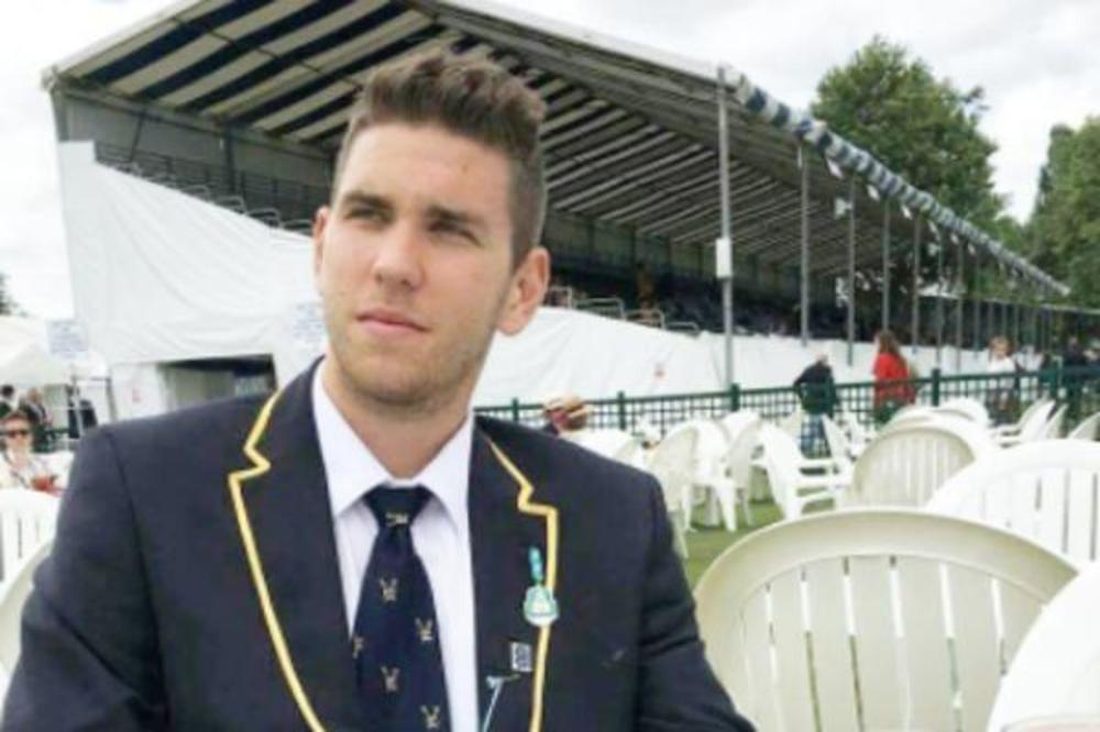 U PETAK NAM JE POSLAO PORUKU DA NAS VOLI, U SUBOTU JE OBRISAO FEJSBUK PROFIL I POLOMIO TELEFON! Dramatična ispovest majke nestalog veslača!