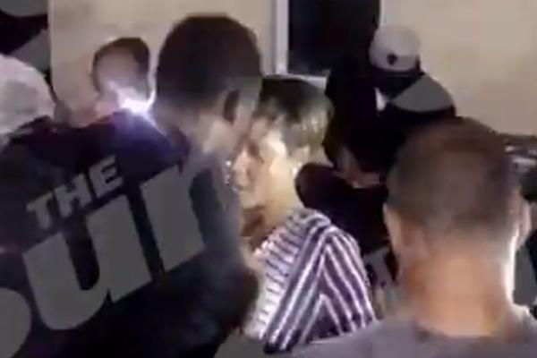 Bolt uhvaćen kako pijan dovatava nepoznatu devojku nekoliko dana pred poslednju trku u karijeri! (FOTO) (VIDEO)