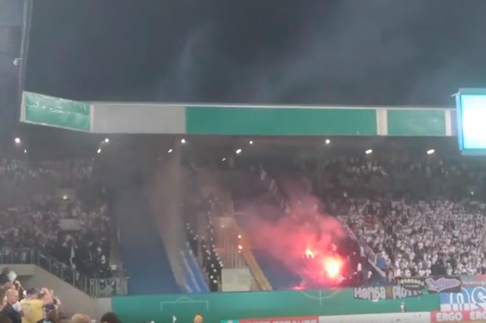 U NEMAČKOJ GORE NEGO NA SRPSKOM DERBIJU: Gađali se bakljama, ispaljivali rakete i palili stolice! (VIDEO)